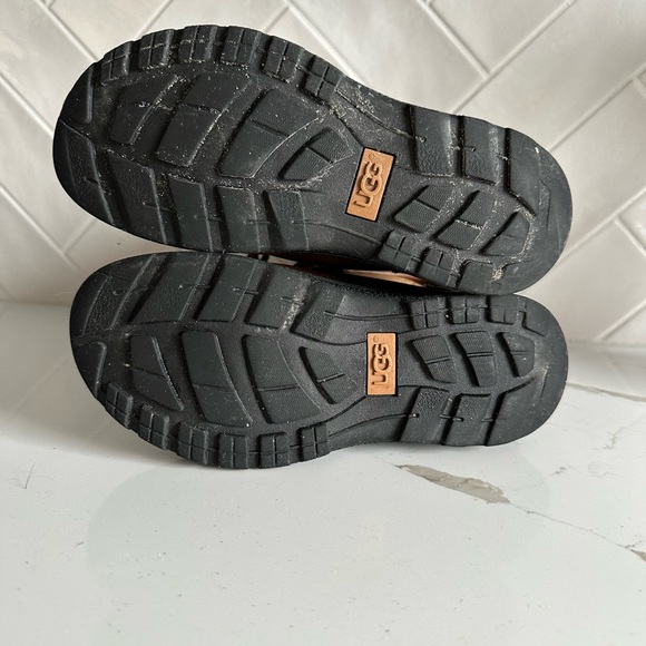 Kids uggs - Picture 2 of 3